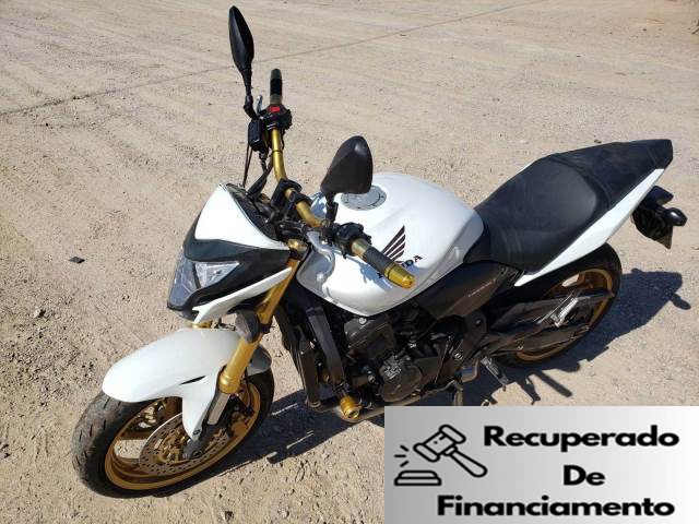 HONDA CB 600F HORNET 13/13